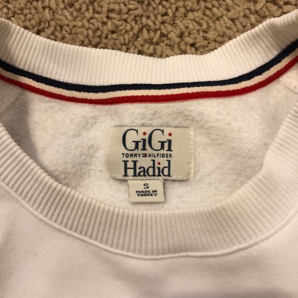 Tommy x Gigi Hadid pull over - Picture 3 of 3